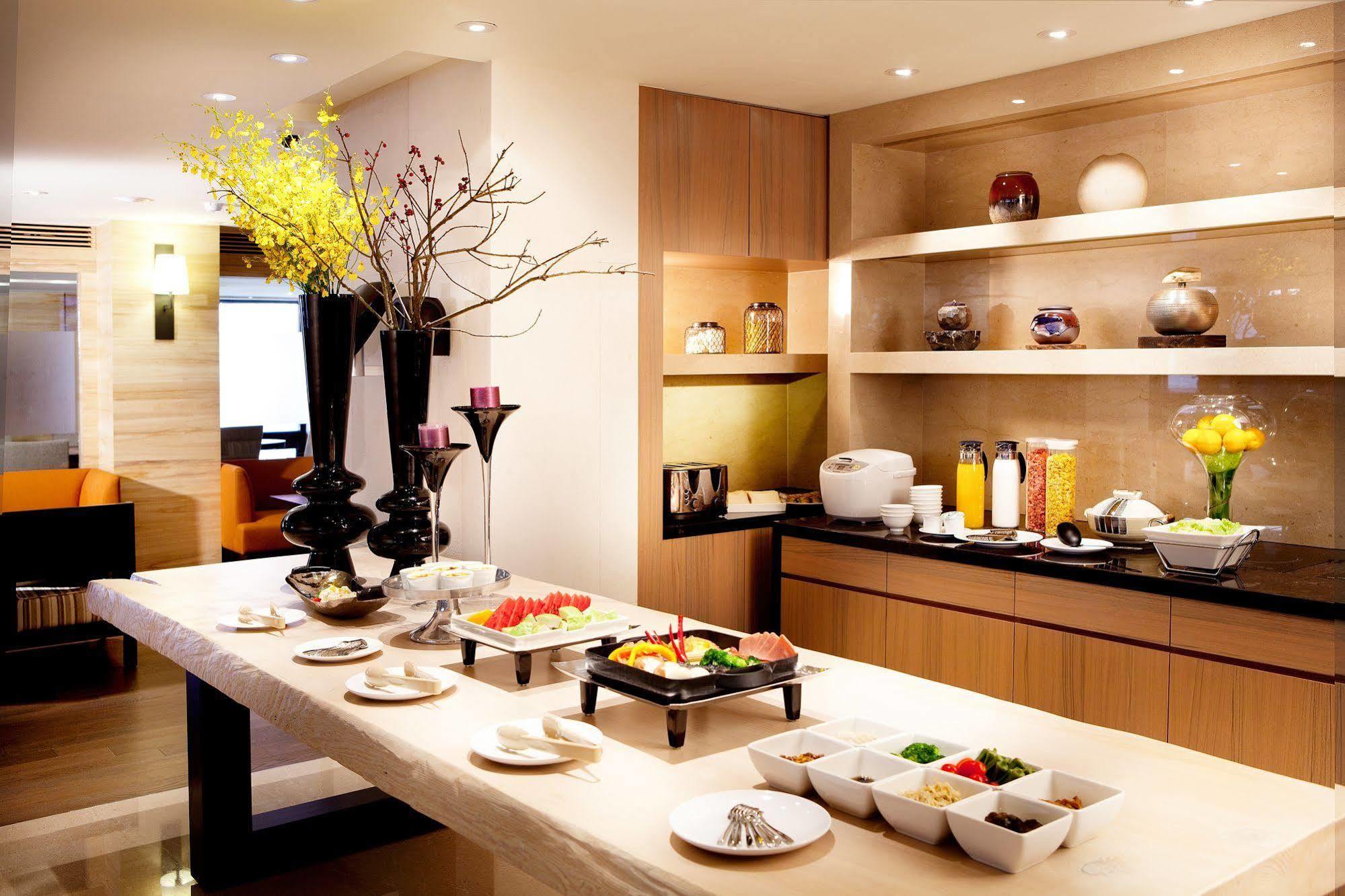 Hotel The Corner House à Taipei Extérieur photo